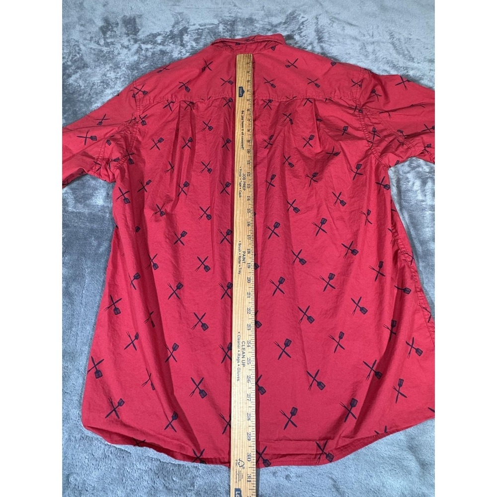 Duluth Trading Co Shirt Mens Medium Red Short Sleeve Button Up BBQ Utensil Print - Picture 9 of 10